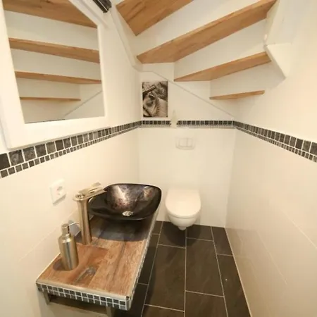 2 Holiday home
